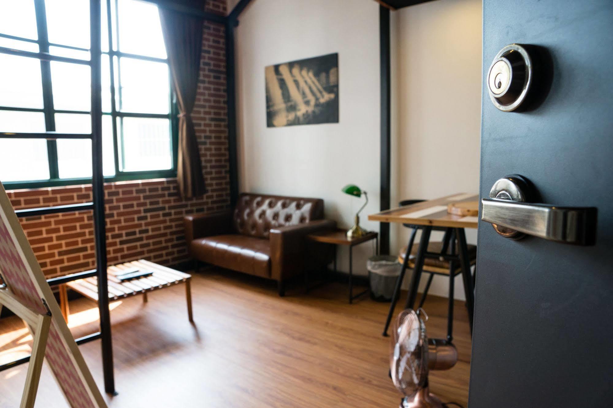 Loft Wo Design Inn Tainan Eksteriør billede